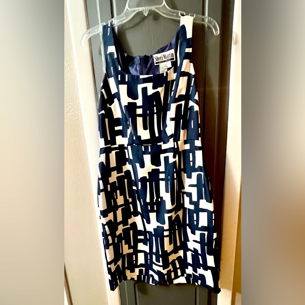 Sheri Martin Navy/White Dress Size 6